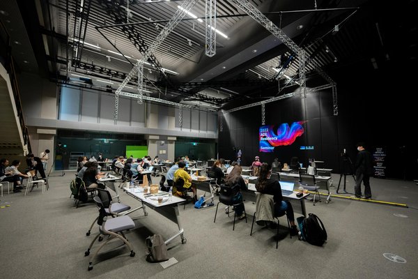 Welche rechtlichen Aspekte sind bei der Einstellung von Mitarbeitern zu berücksichtigen?